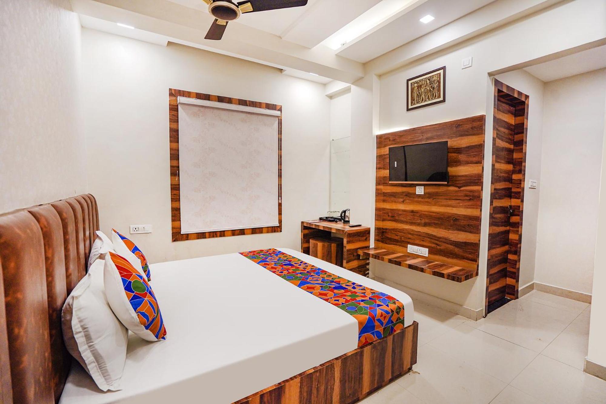 Fabhotel Ts Inn Faithfulganj Exterior photo